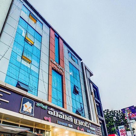 Spot On Swarna Mayuri Guntur Ngoại thất bức ảnh