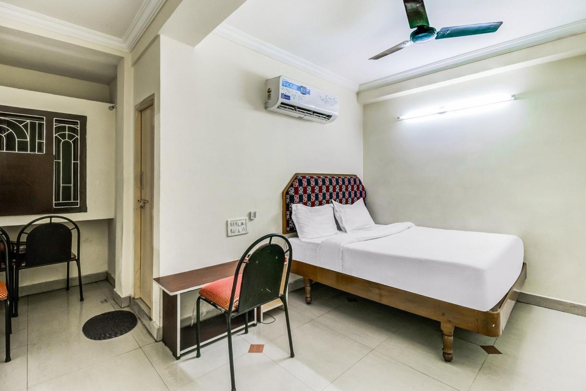 Spot On Swarna Mayuri Guntur Ngoại thất bức ảnh